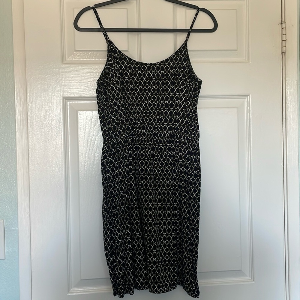 Old Navy Black and White Geometric Diamond Print Cami Dress (Size M)